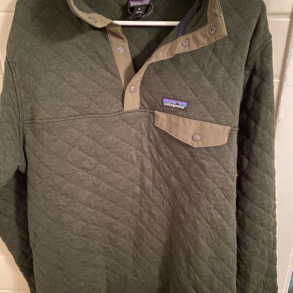 COPY - Men’s Patagonia quilted snap pullover- Size Medium- Kelp Forest